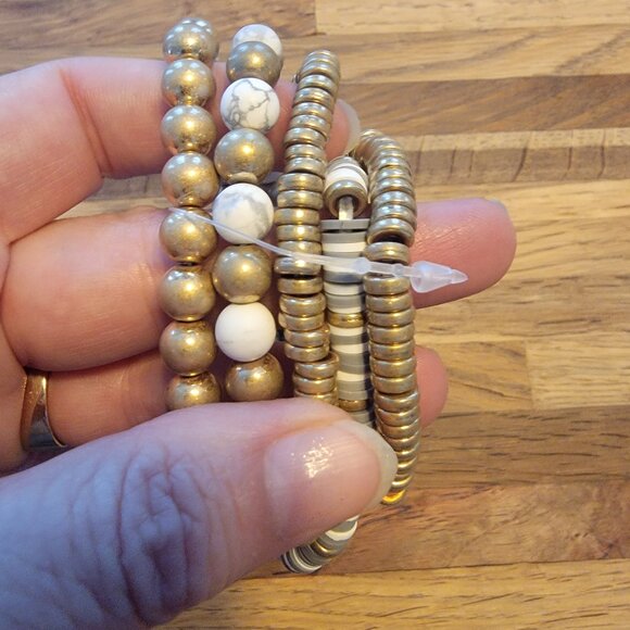 Meghan Browne Style Lana Howlite 5 Strand Boho Stretch Bracelets - Picture 3 of 15
